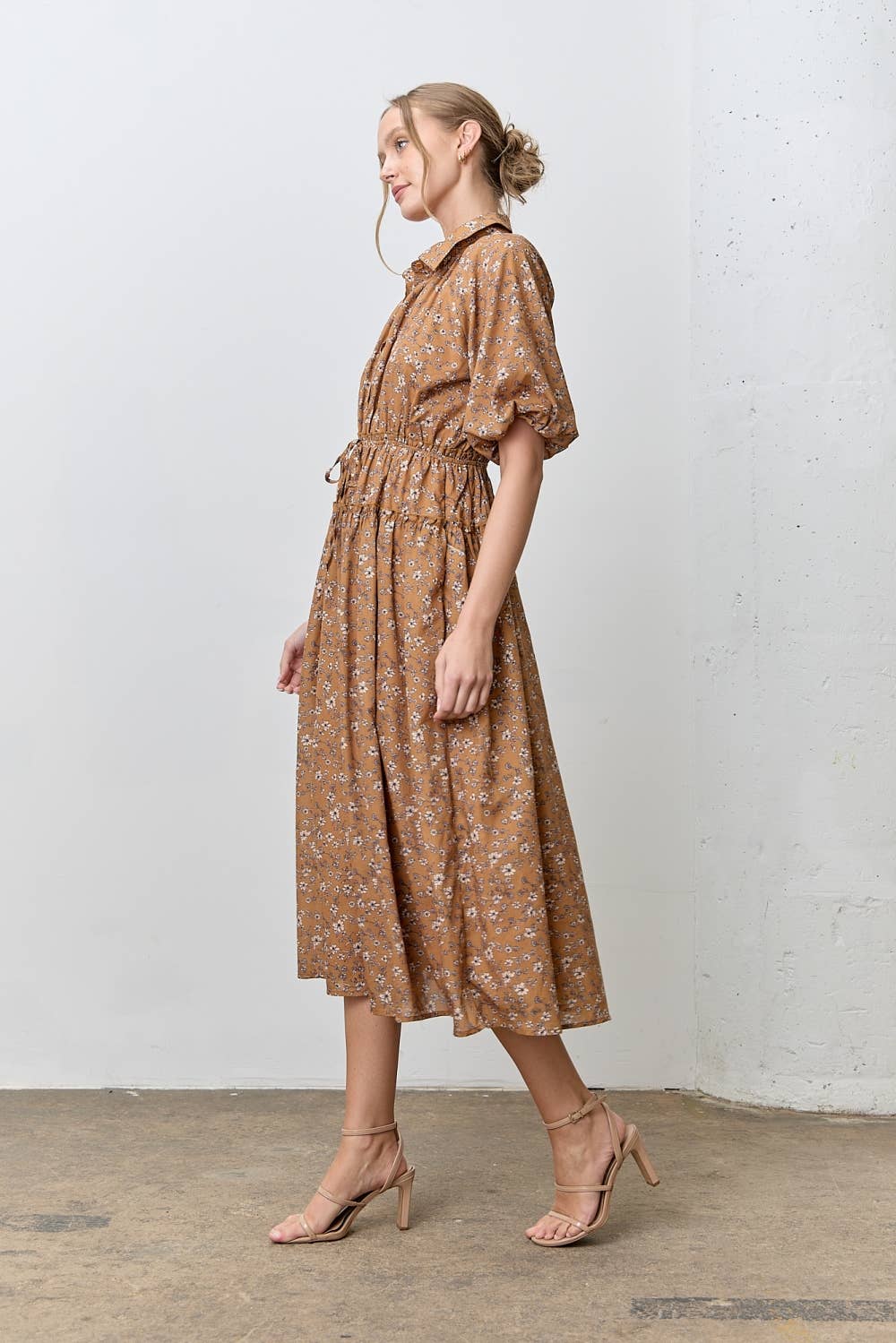 PLUS SIZE FLORAL BUBBLE SLEEVE MIDI DRESS