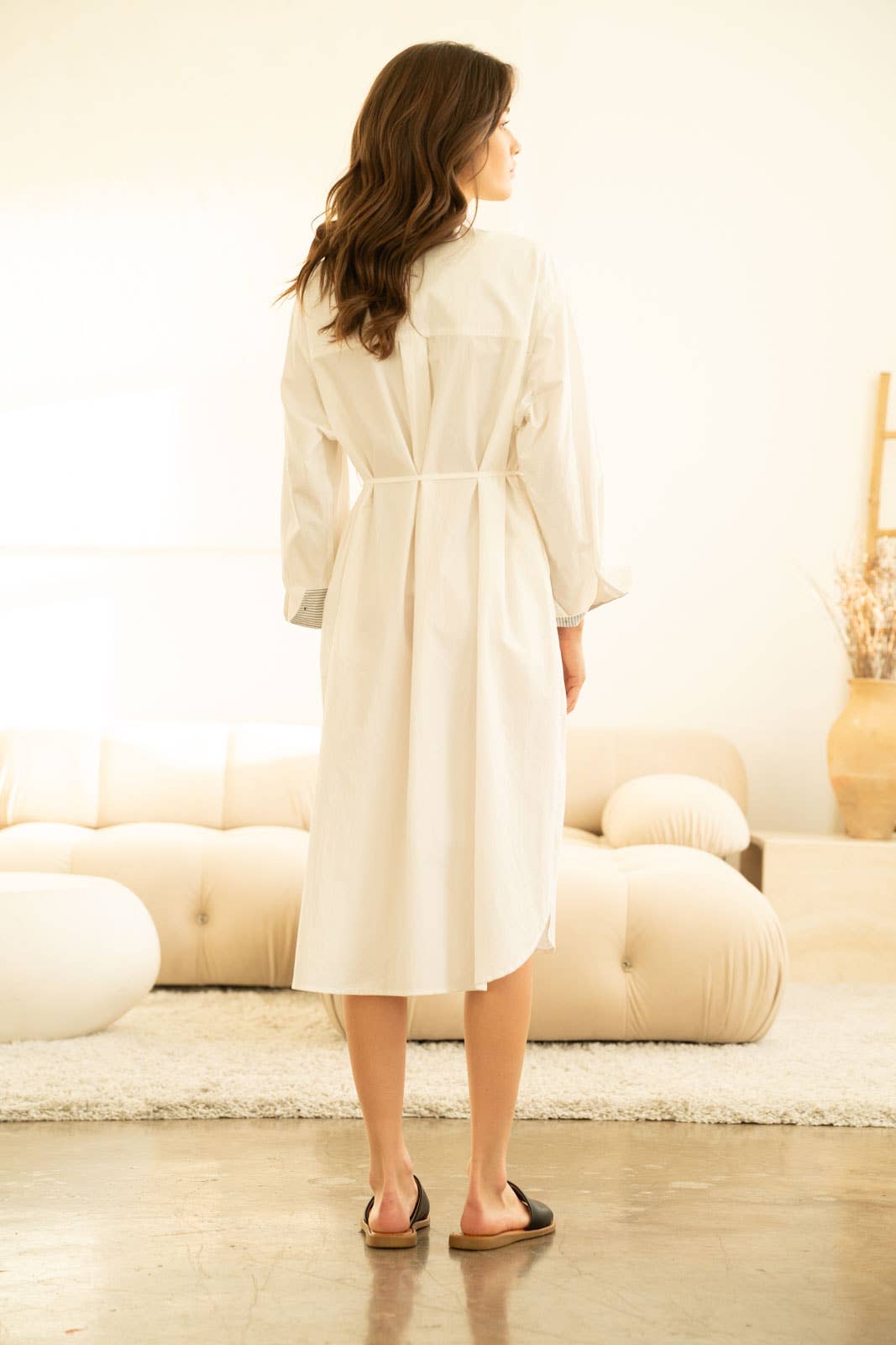 BUTTON DOWN MIDI SHIRT DRESS W/ TIE