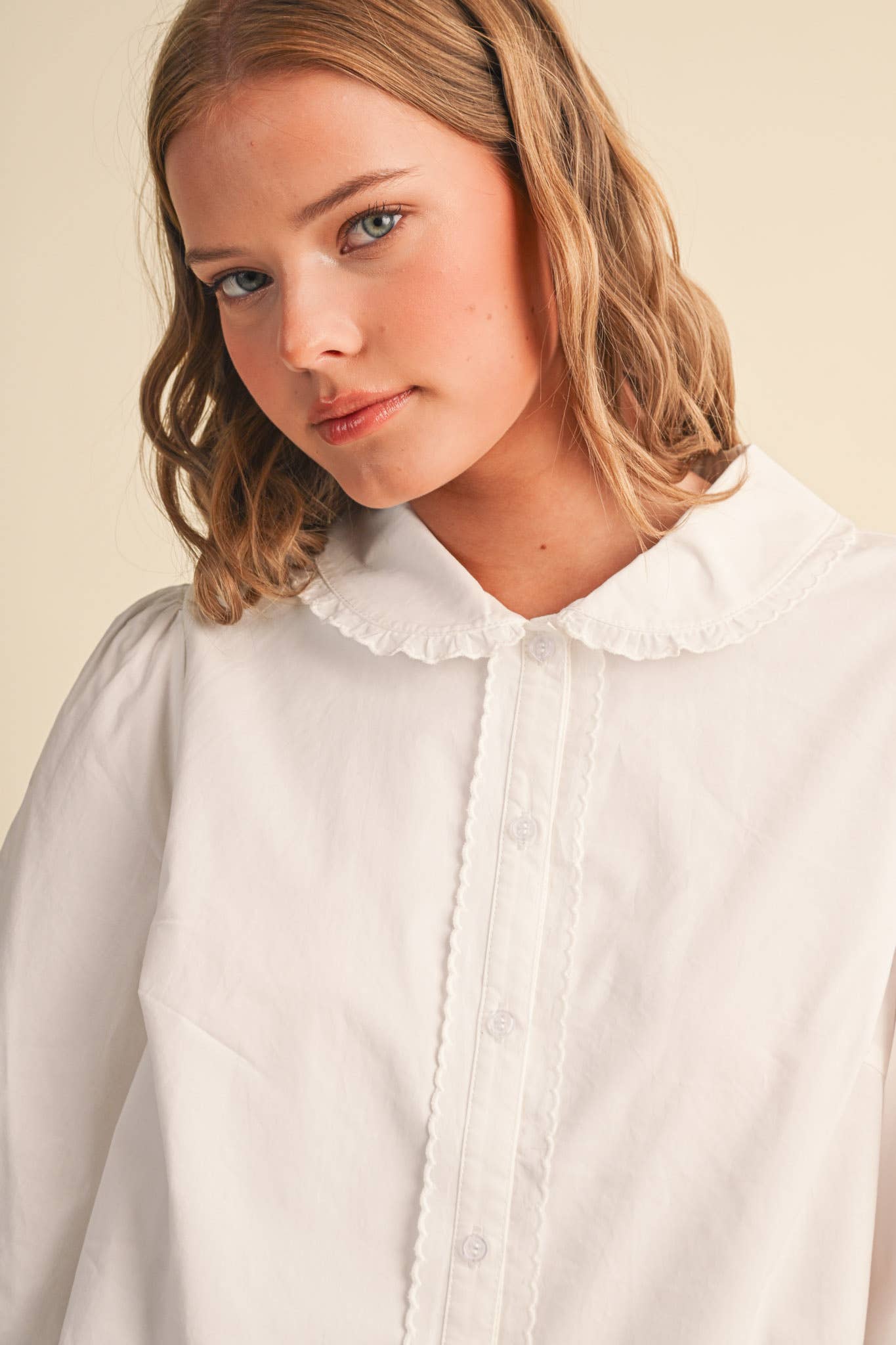 BUTTON UP TOP WITH SCALLOPED TRIM PETER PAN COTTON BLOUSE BLACK WHITE MUSHROOM