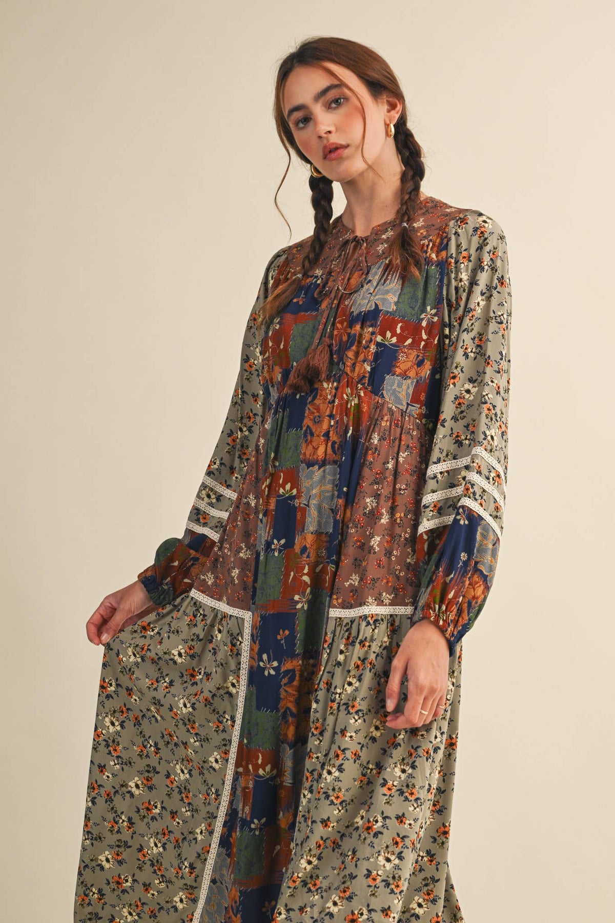 MIXED FLORAL PATCHWORK MIDI DRESS WITH LACE TRIM MDR4135