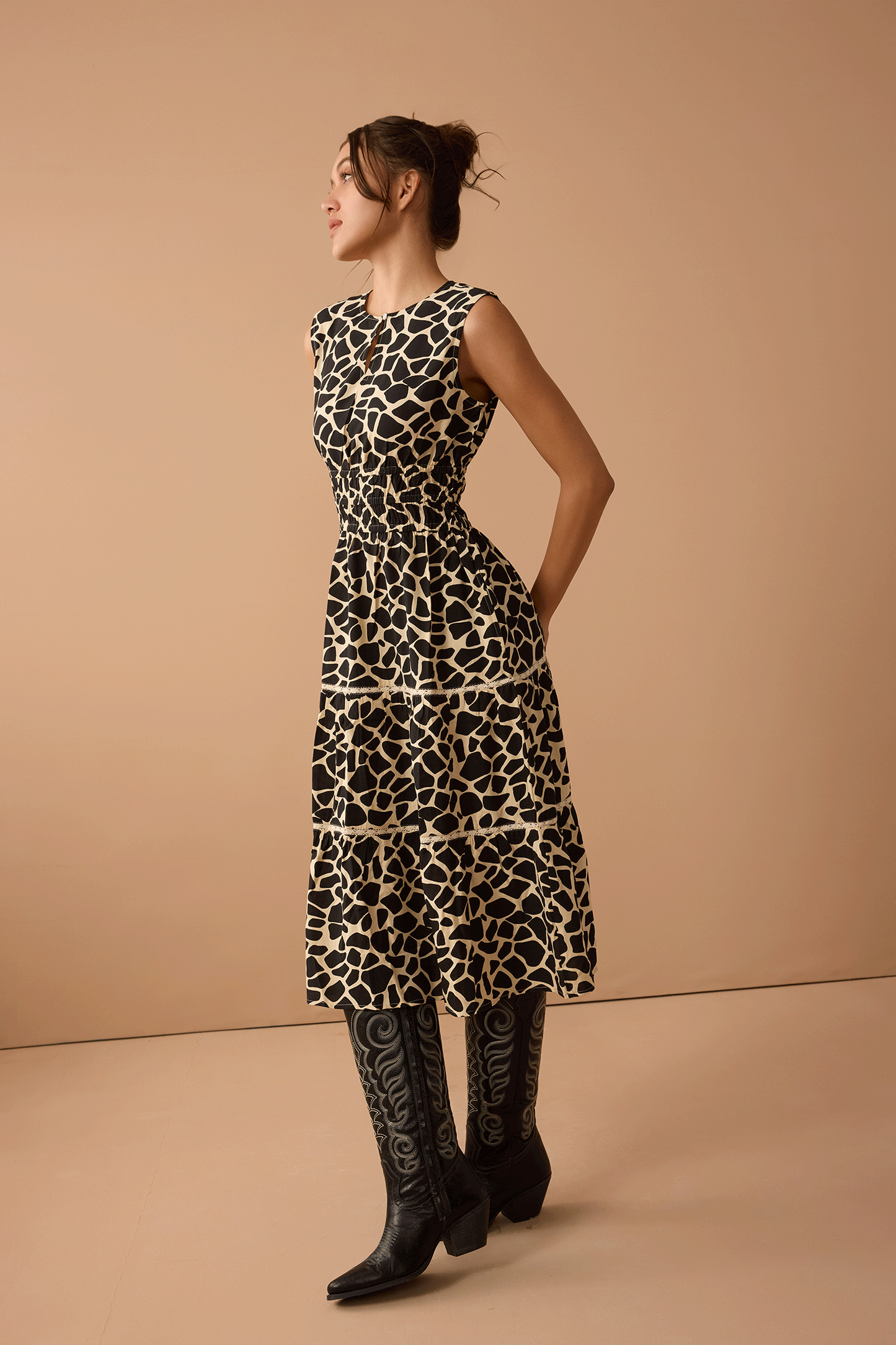 Giraffe Pattern Empire Waist Dress In Black
