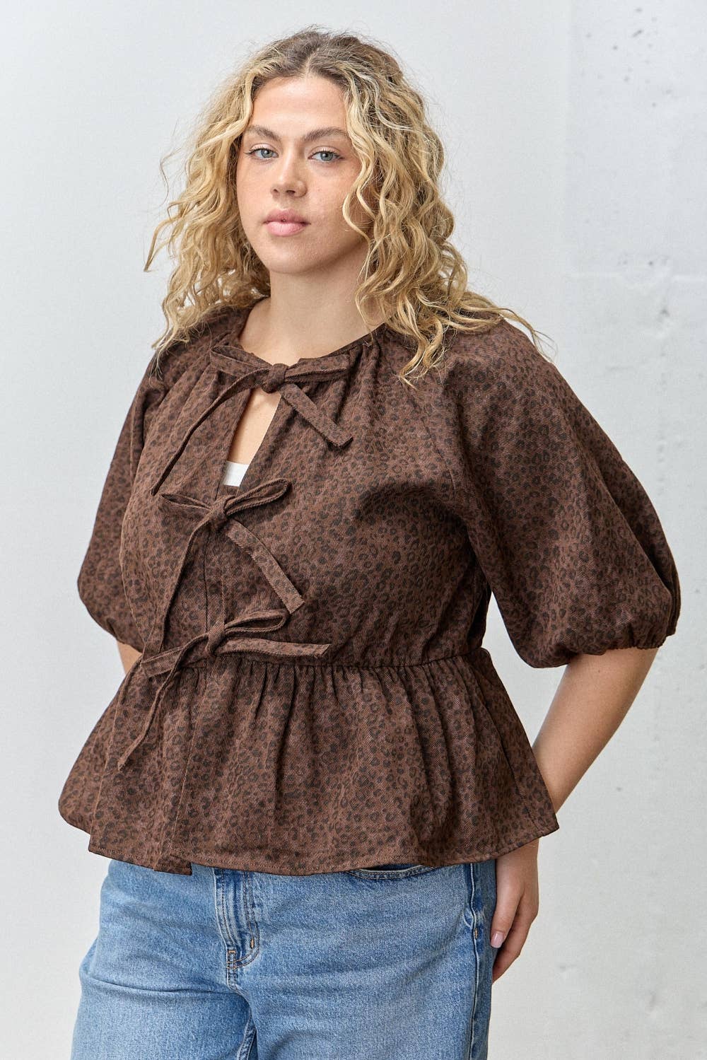 LEOPARD PRINT TOP WITH TIE