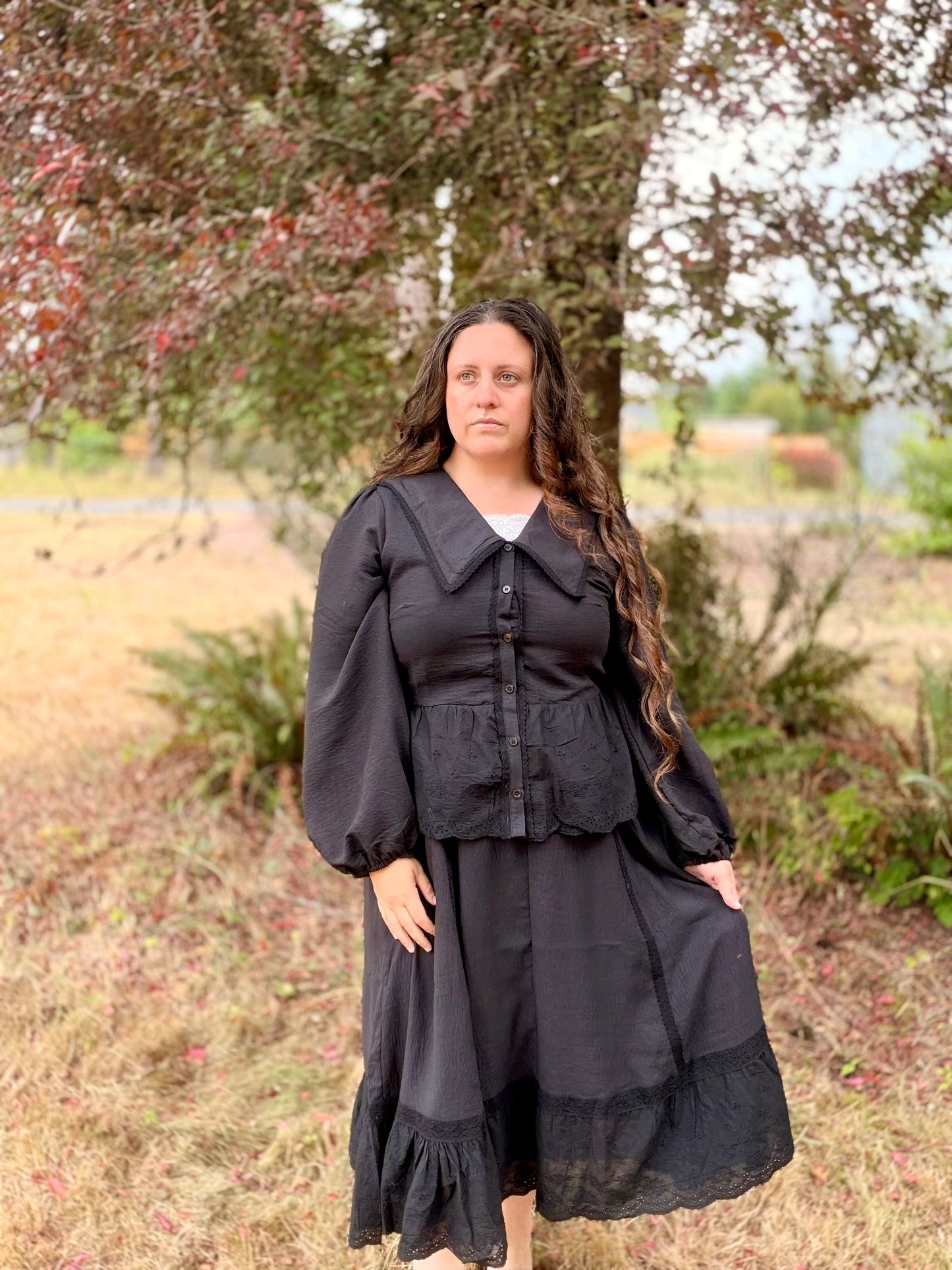 COTTON EYELET ACCENT COLLARED TOP & SKIRT SET
