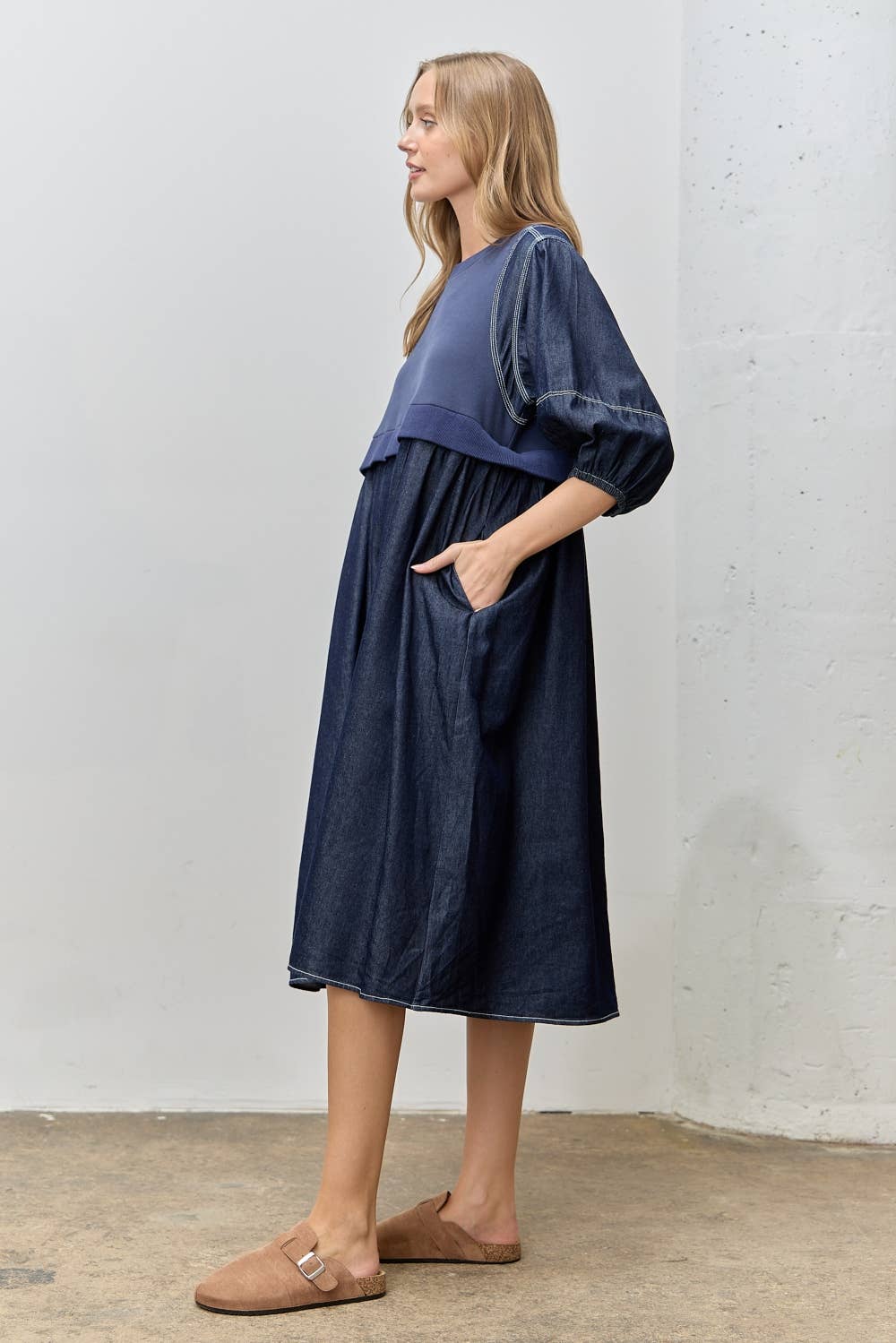 KNIT MIX 3/4 SLEEVE BLUE DENIM MIDI DRESS