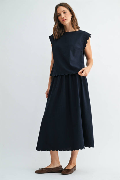 CROPPED SCALLOP EDGE BLOUSE - PRE ORDER