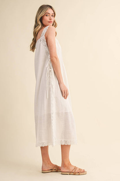 COTTON LACE TRIM SIDE TYING MIDI DRESS BLACK WHITE