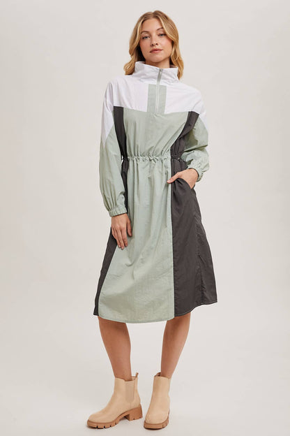 COLOR BLOCK LIGHTWEIGHT WINDBREAKER ANORAK DRESS