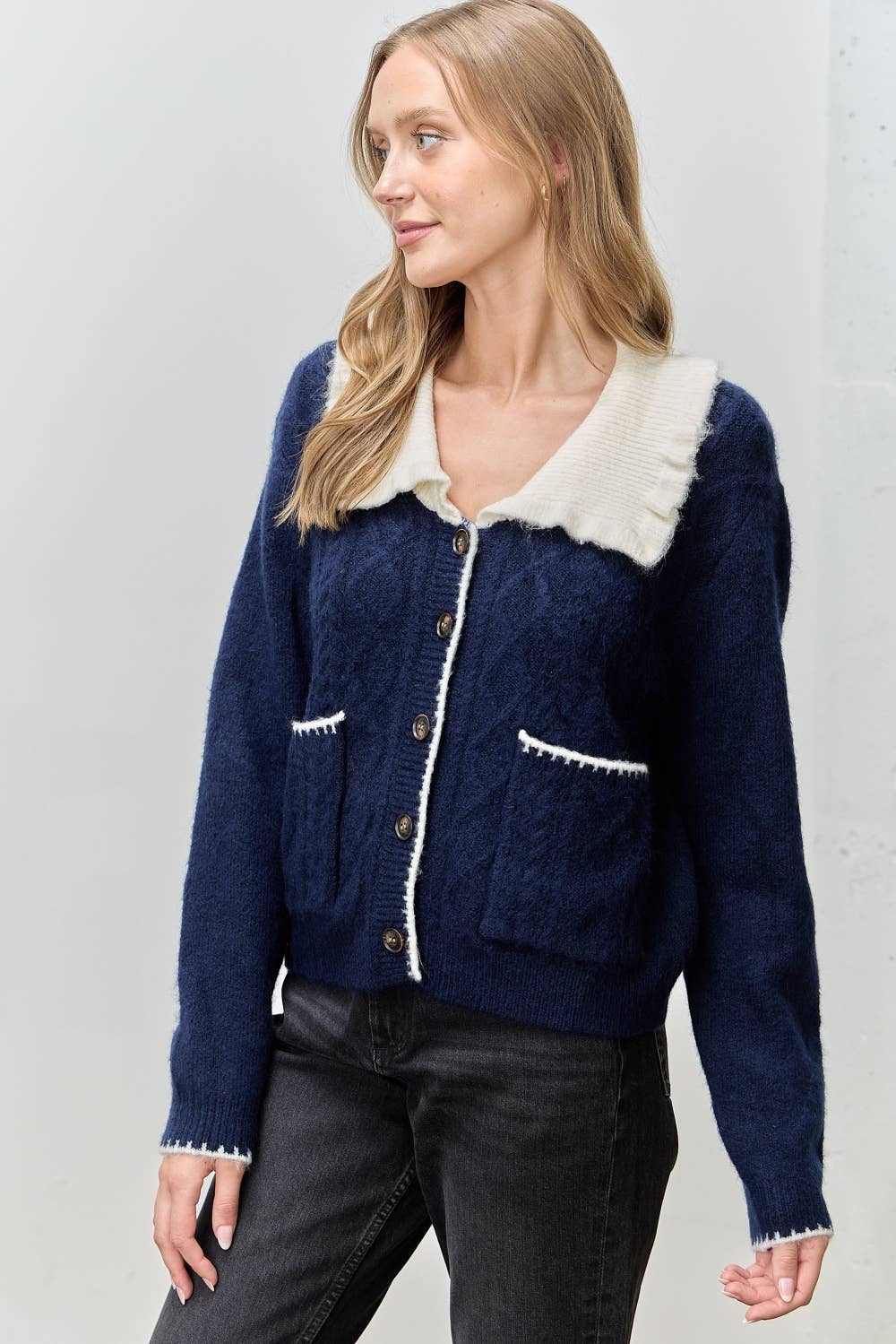 COLLAR BUTTON UP KNIT SWEATER