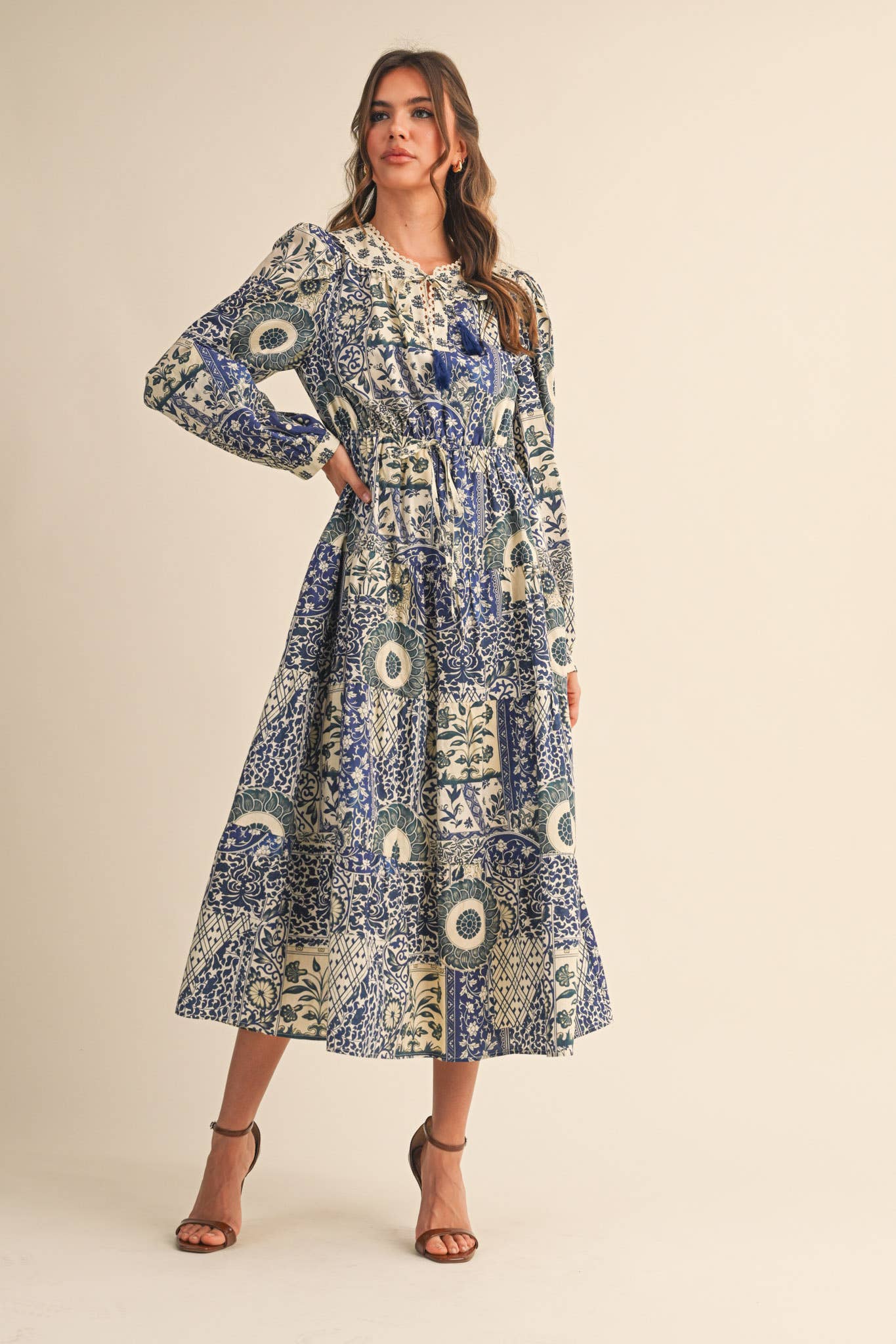 FLORAL TIERED LACE TRIM MIDI DRESS