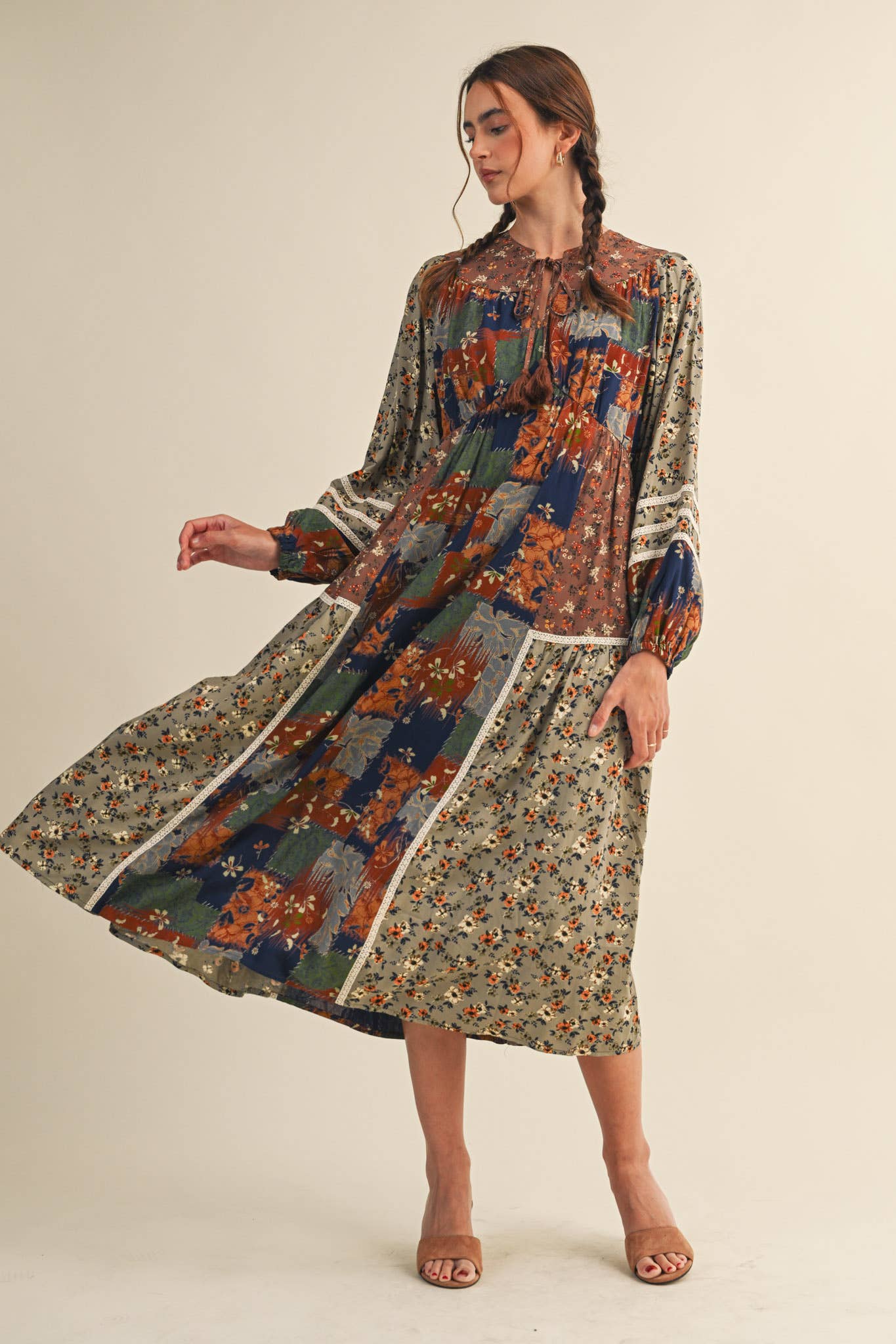 MIXED FLORAL PATCHWORK MIDI DRESS WITH LACE TRIM MDR4135