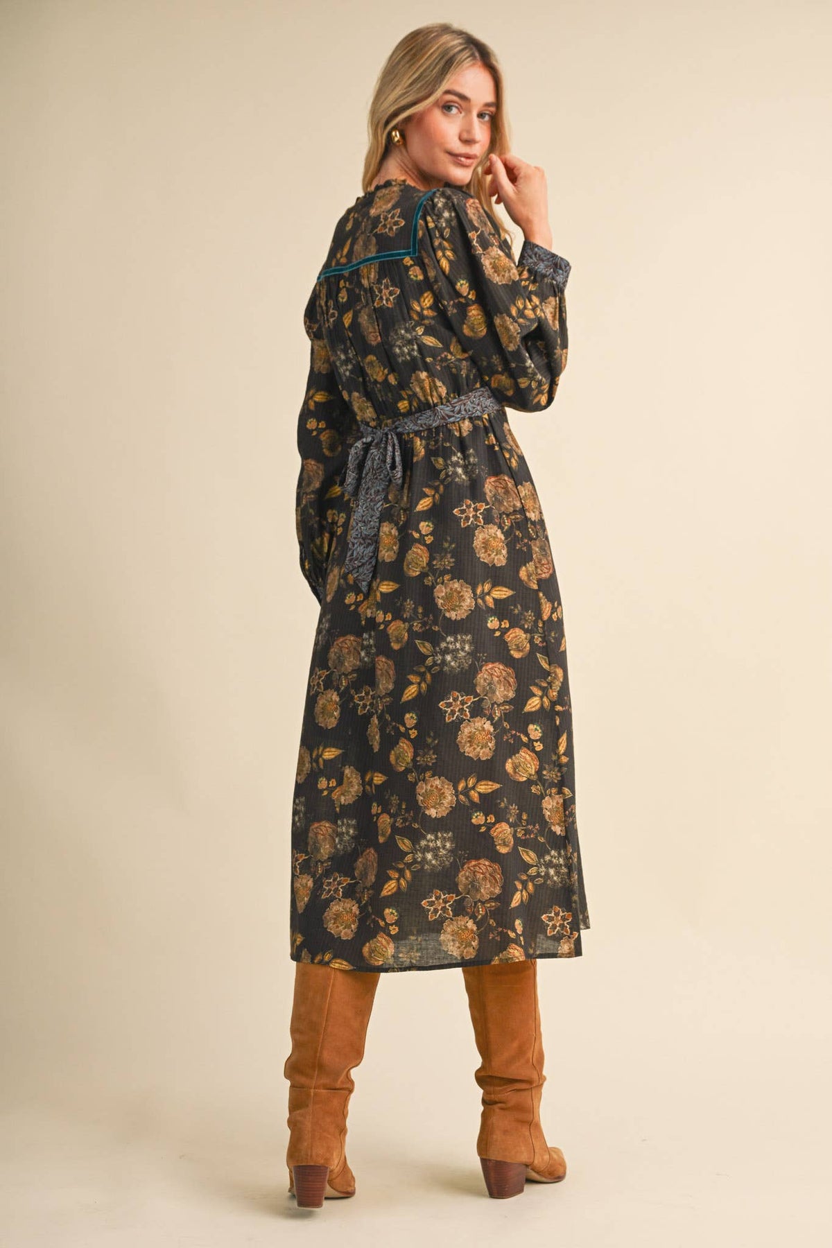 FLORAL PRINT CONTRAST VELVET TRIM MIDI DRESS MDR5304