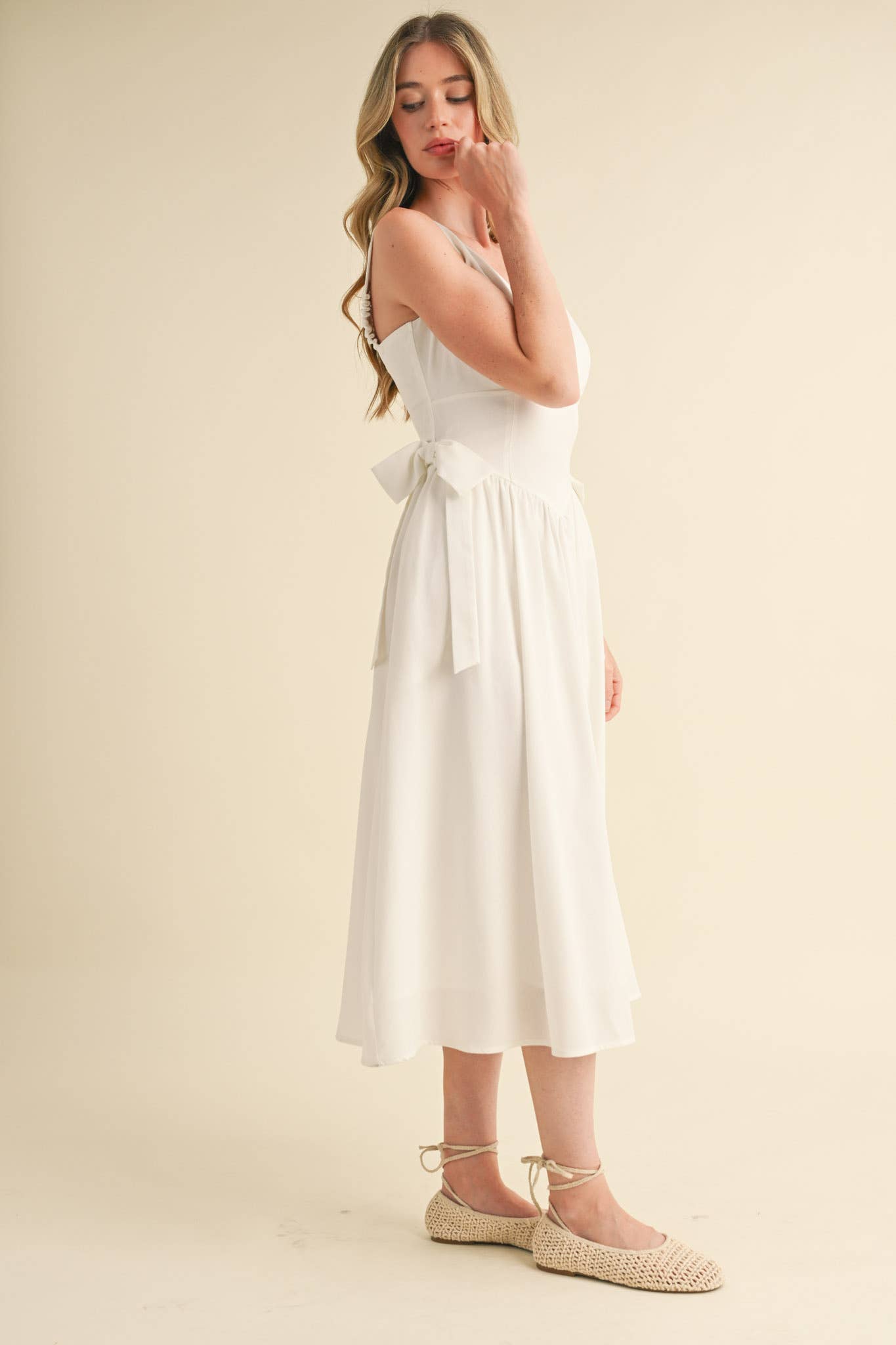 SIDE BOW DETAIL BASQUE WAIST MIDI DRESS
