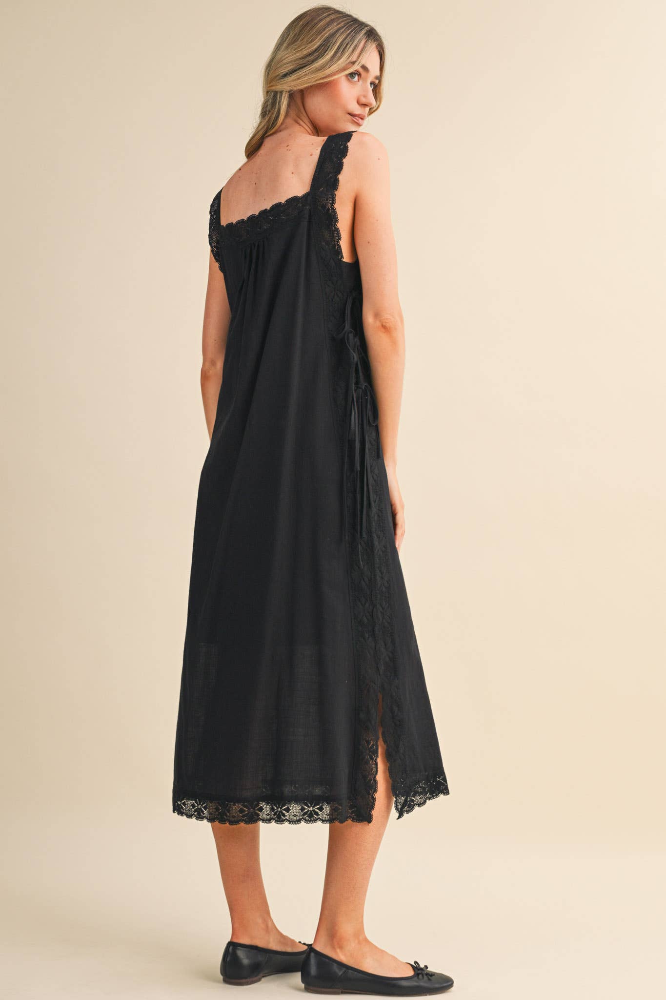 COTTON LACE TRIM SIDE TYING MIDI DRESS BLACK WHITE