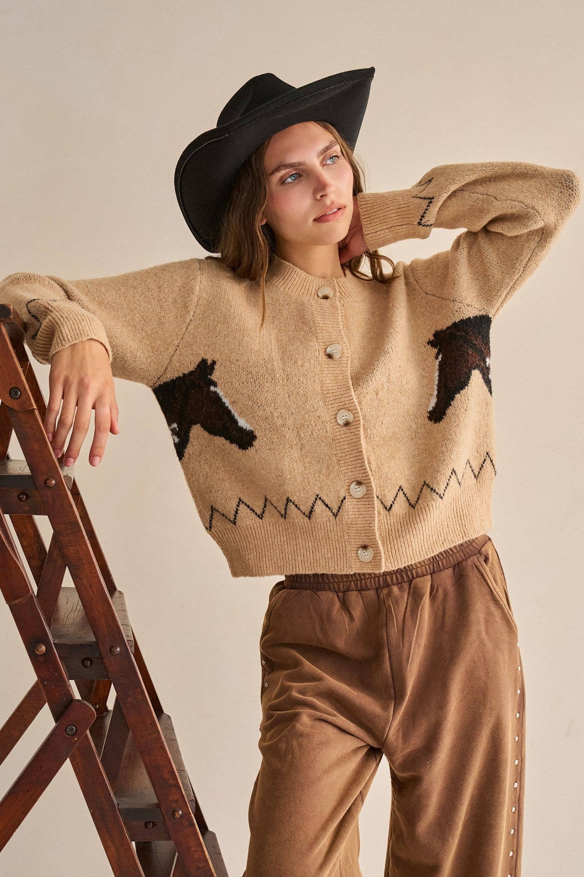 PLUS SIZE HORSE POINT KNIT CARDIGAN