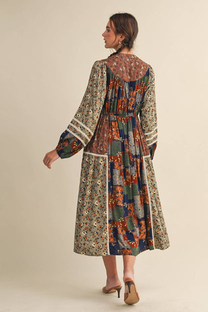 MIXED FLORAL PATCHWORK MIDI DRESS WITH LACE TRIM MDR4135