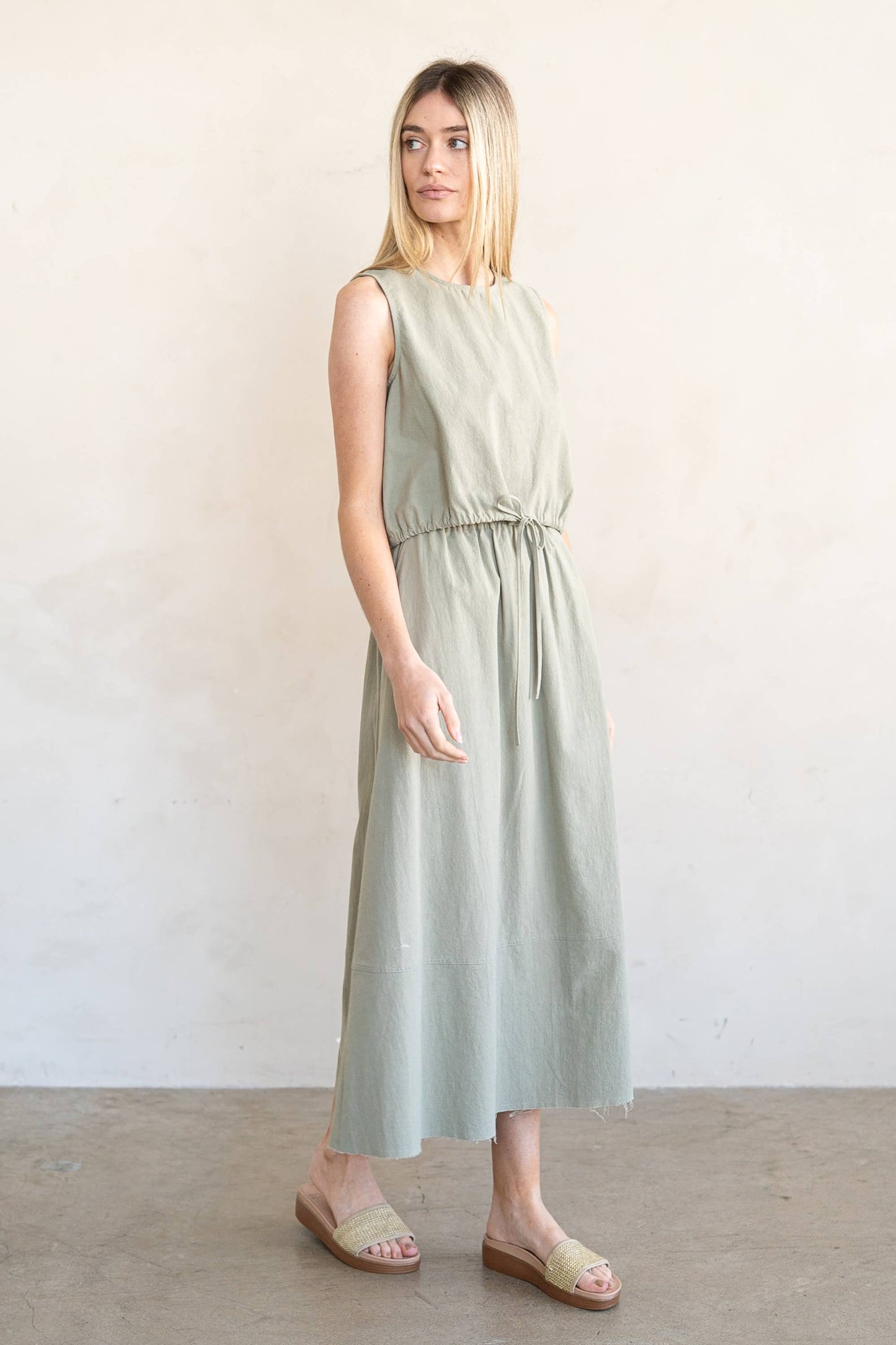 SAGE GREEN ADJUSTABLE TIE HEM CROPPED TANK TOP AND FLARED MIDI SET