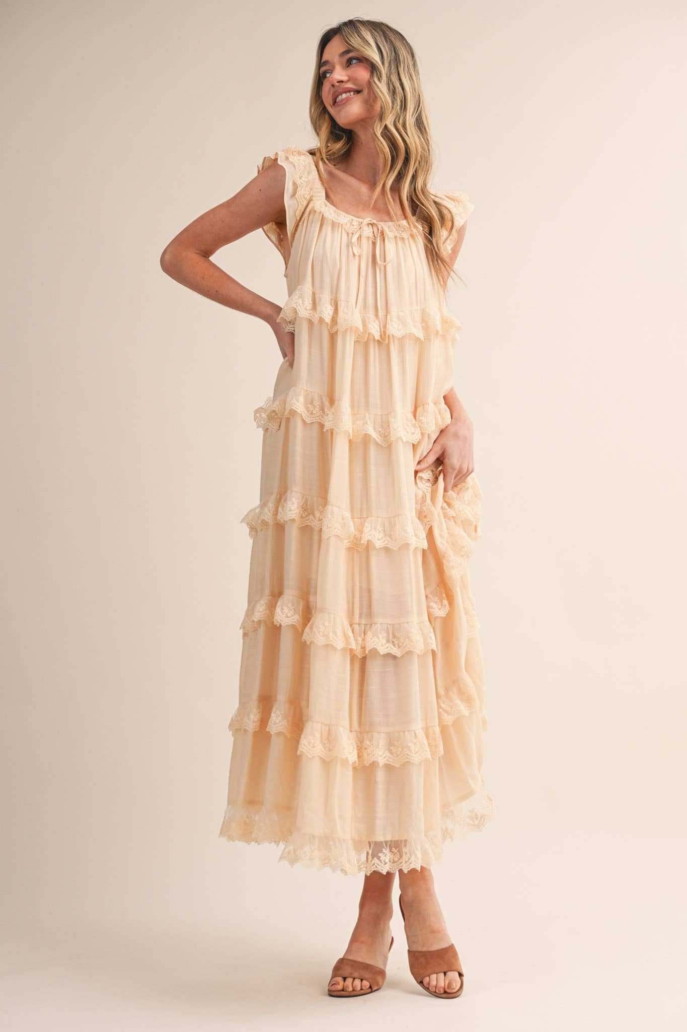 TIERED LACE TRIM FLOWY MAXI DRESS RUFFLE BLACK CREAM