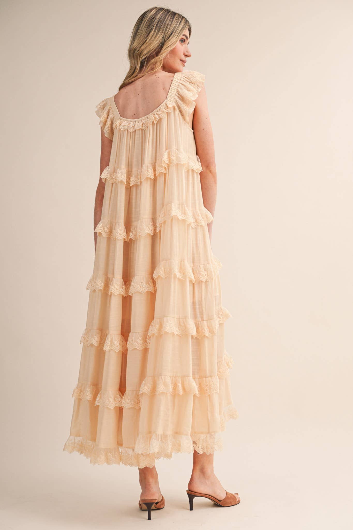 TIERED LACE TRIM FLOWY MAXI DRESS RUFFLE BLACK CREAM