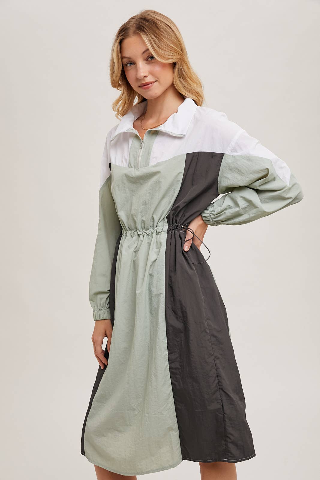 COLOR BLOCK LIGHTWEIGHT WINDBREAKER ANORAK DRESS