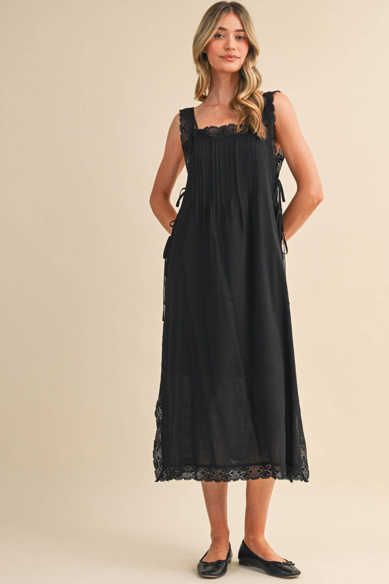 COTTON LACE TRIM SIDE TYING MIDI DRESS BLACK WHITE