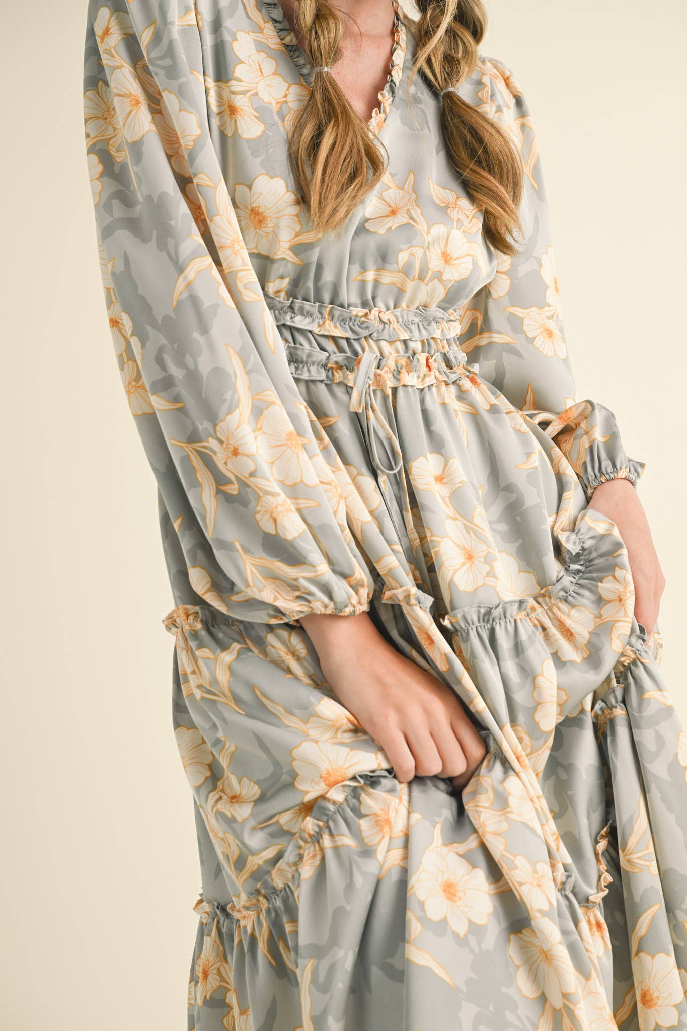 EXCLUSIVE PRINT RUFFLE TRIM FLORAL MIDI DRESS Silver Champagne