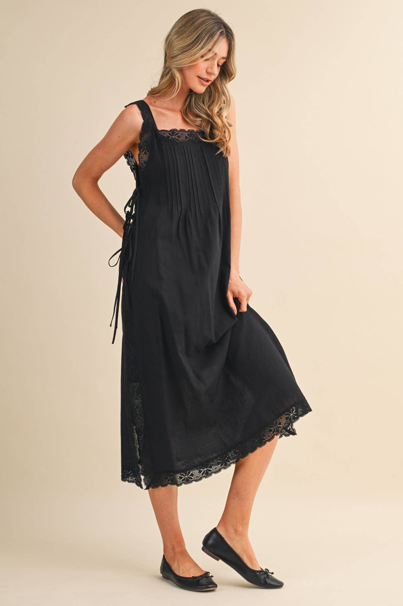 COTTON LACE TRIM SIDE TYING MIDI DRESS BLACK WHITE