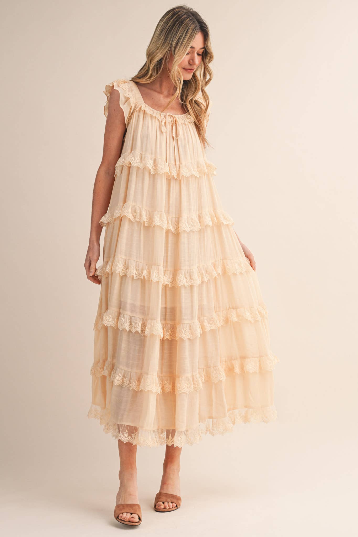 TIERED LACE TRIM FLOWY MAXI DRESS RUFFLE BLACK CREAM