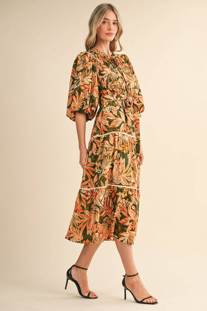 EXCLUSIVE PRINT BUBBLE SLV TIERED MIDI DRESS GREEN FLORAL LEAF TIE