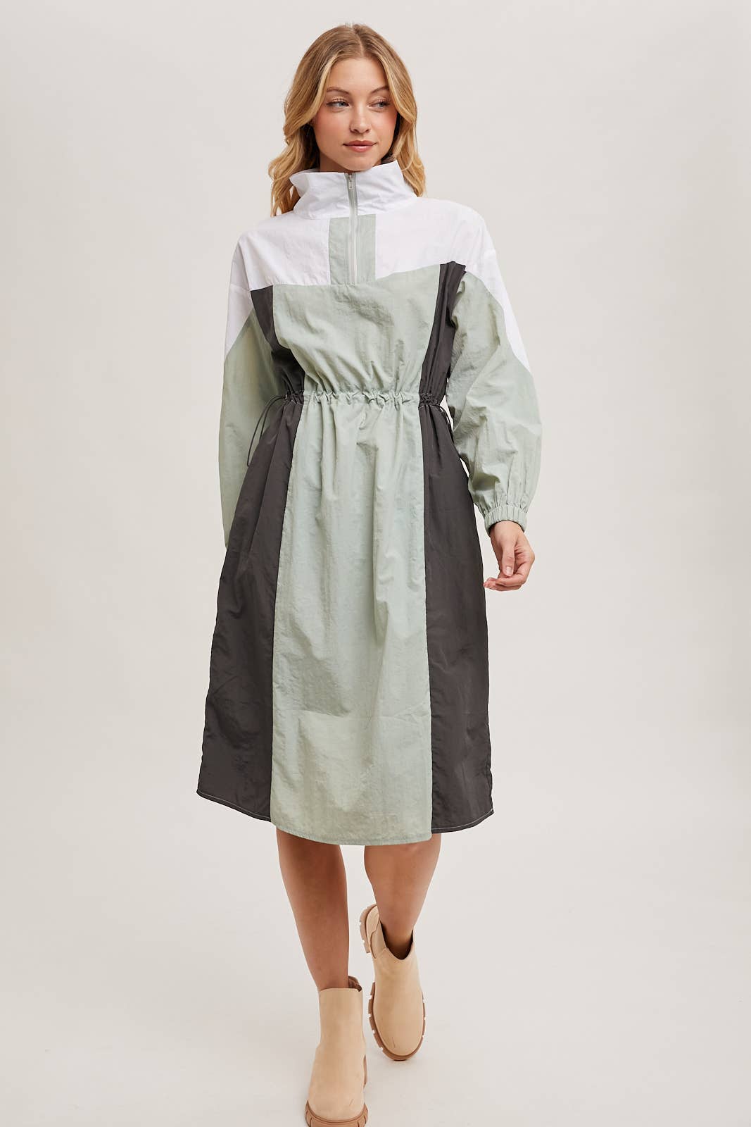 COLOR BLOCK LIGHTWEIGHT WINDBREAKER ANORAK DRESS