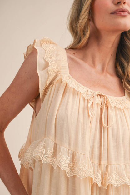TIERED LACE TRIM FLOWY MAXI DRESS RUFFLE BLACK CREAM