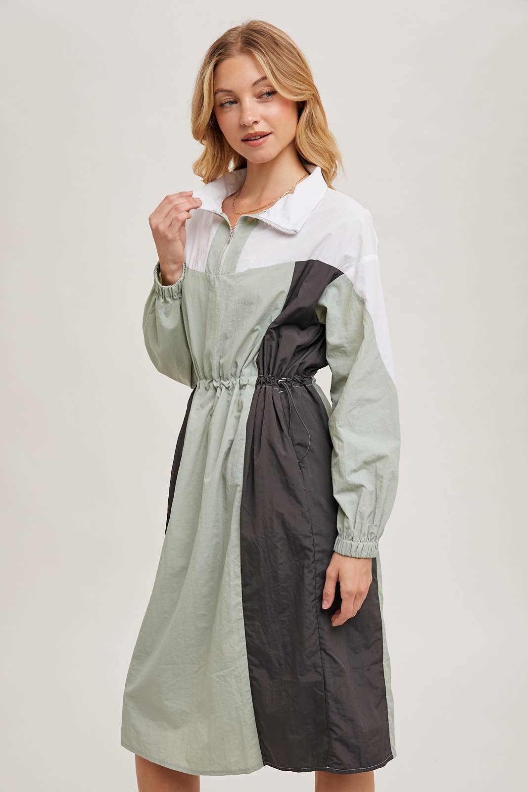 COLOR BLOCK LIGHTWEIGHT WINDBREAKER ANORAK DRESS