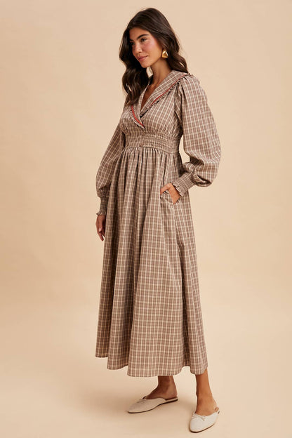 Babydoll Vintage Collar Midi Dress