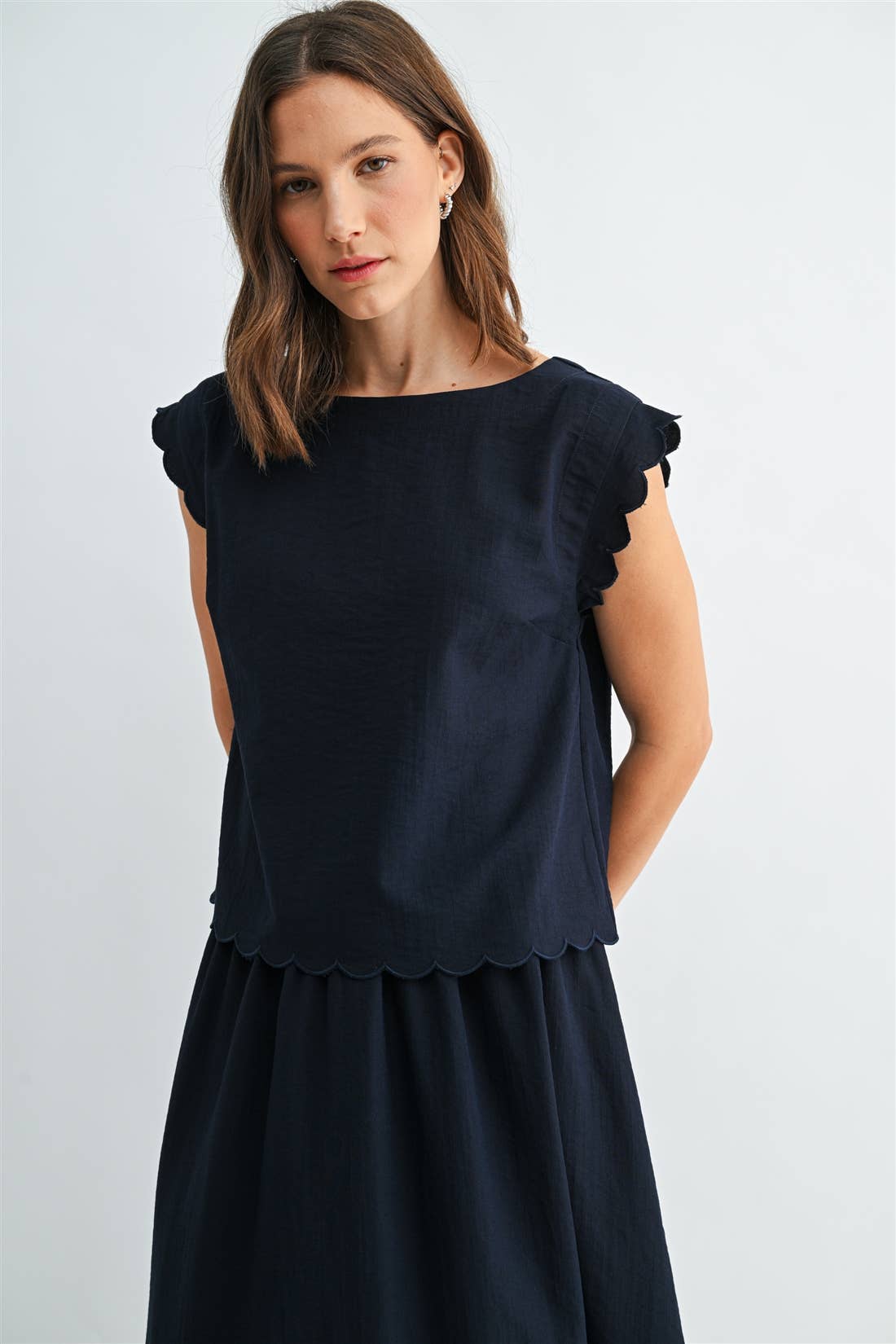CROPPED SCALLOP EDGE BLOUSE - PRE ORDER