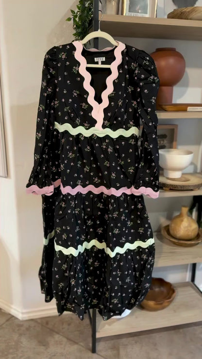 Floral Scalloped Ric Rac Detail Midi Dress