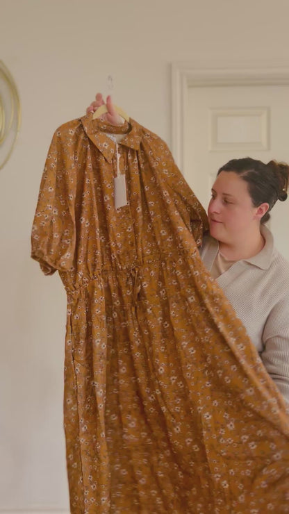 PLUS SIZE FLORAL BUBBLE SLEEVE MIDI DRESS